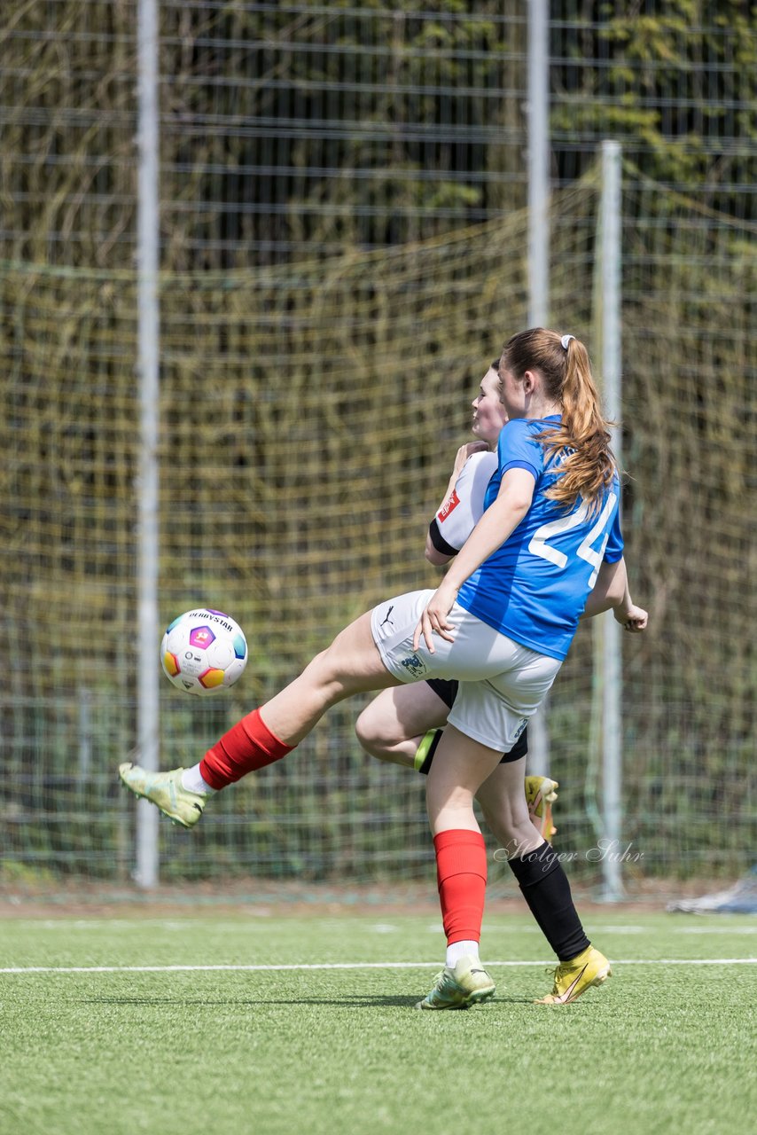 Bild 306 - wBJ SH-Pokalfinale  Holstein-Kiel - SV Viktoria : Ergebnis: 1:0